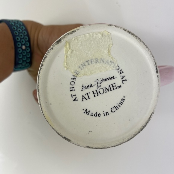 Trish Richman at home SISTERS MUG - Picture 6 of 7